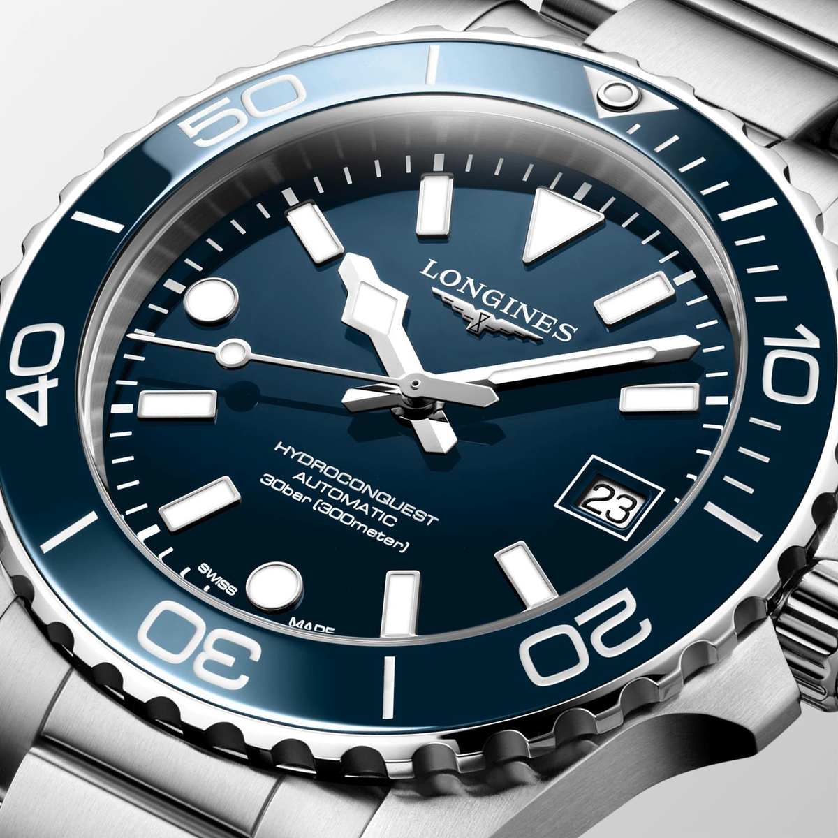 Longines Hydroconquest 39mm Watch with Blue Dial