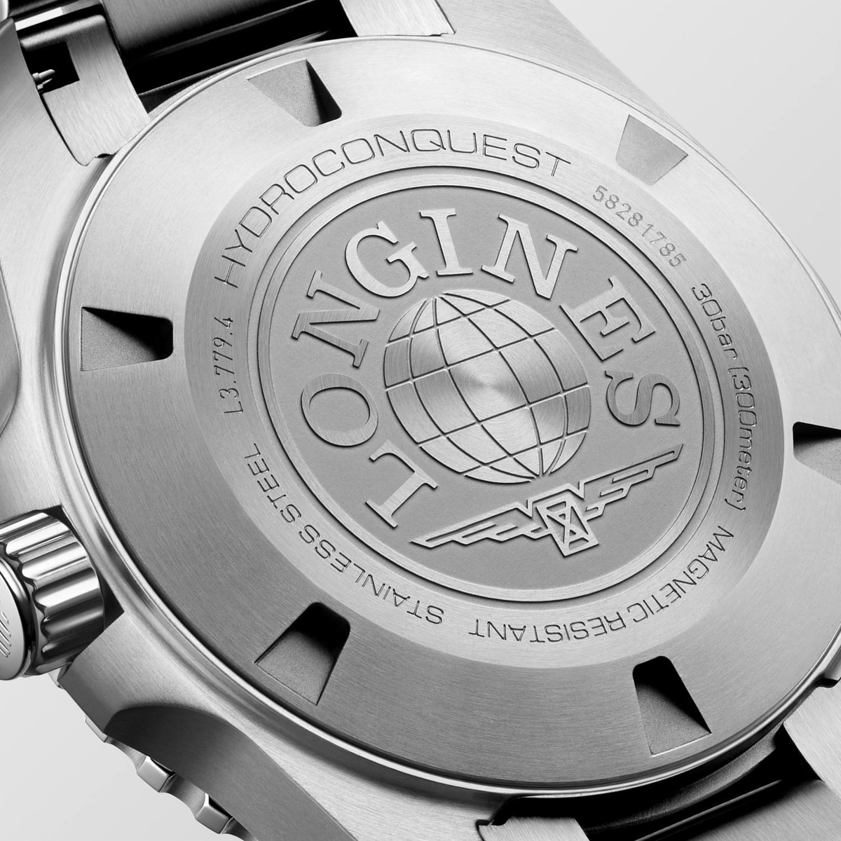Longines Hydroconquest 39mm Watch with Blue Dial