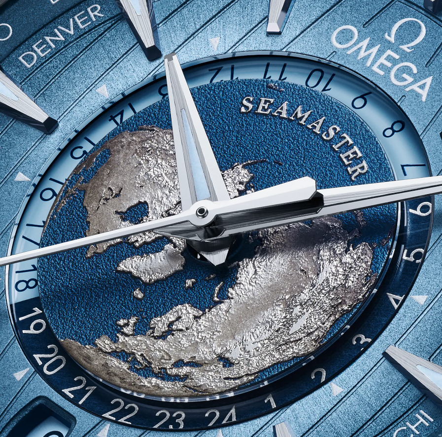 OMEGA Seamaster Aqua Terra 150m, 43mm with Blue Rubber Strap